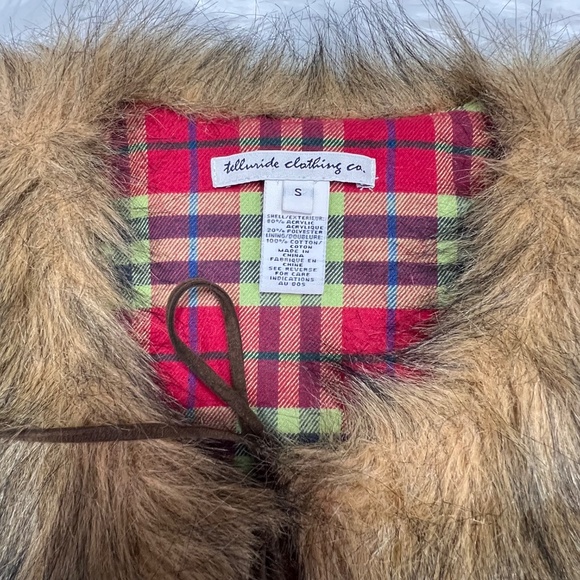 |•TELLLURIDE CLOTHING CO.•| Faux Fur Vest Size Small - Picture 3 of 3